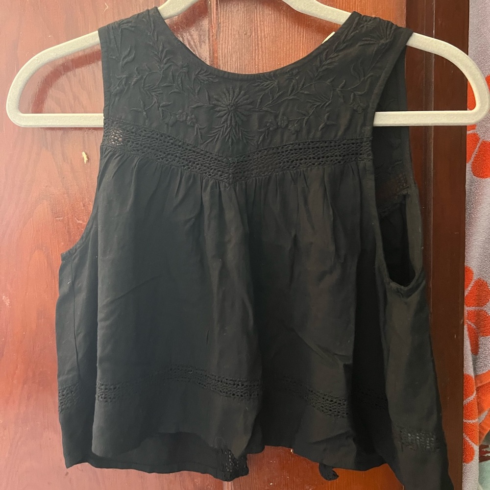 Aritzia Top